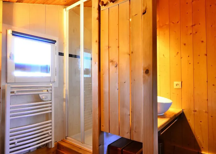 Duplex Pour 10 Pers., Proche Pistes Et Centre - Fr-1-329-105